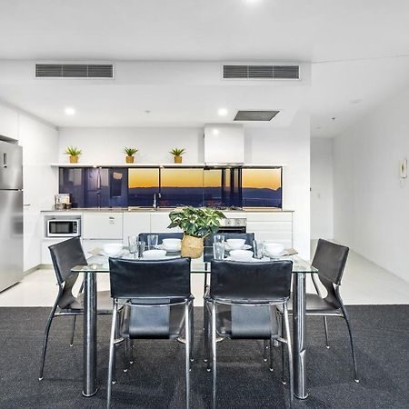 גולד קוסט Kids Stay Free In Hinterland View 1 Bedroom Spa Apartment At Circle On Cavill - Q Stay מראה חיצוני תמונה