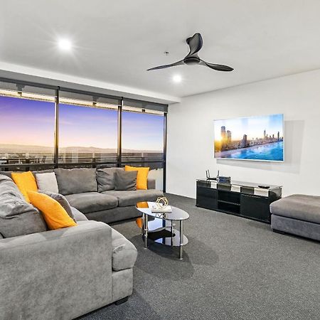 גולד קוסט Kids Stay Free In Hinterland View 1 Bedroom Spa Apartment At Circle On Cavill - Q Stay מראה חיצוני תמונה