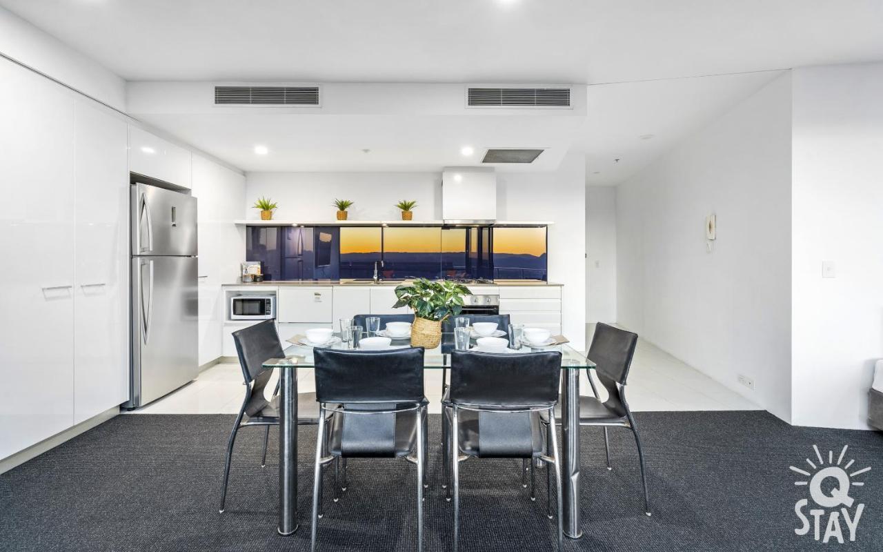 גולד קוסט Kids Stay Free In Hinterland View 1 Bedroom Spa Apartment At Circle On Cavill - Q Stay מראה חיצוני תמונה